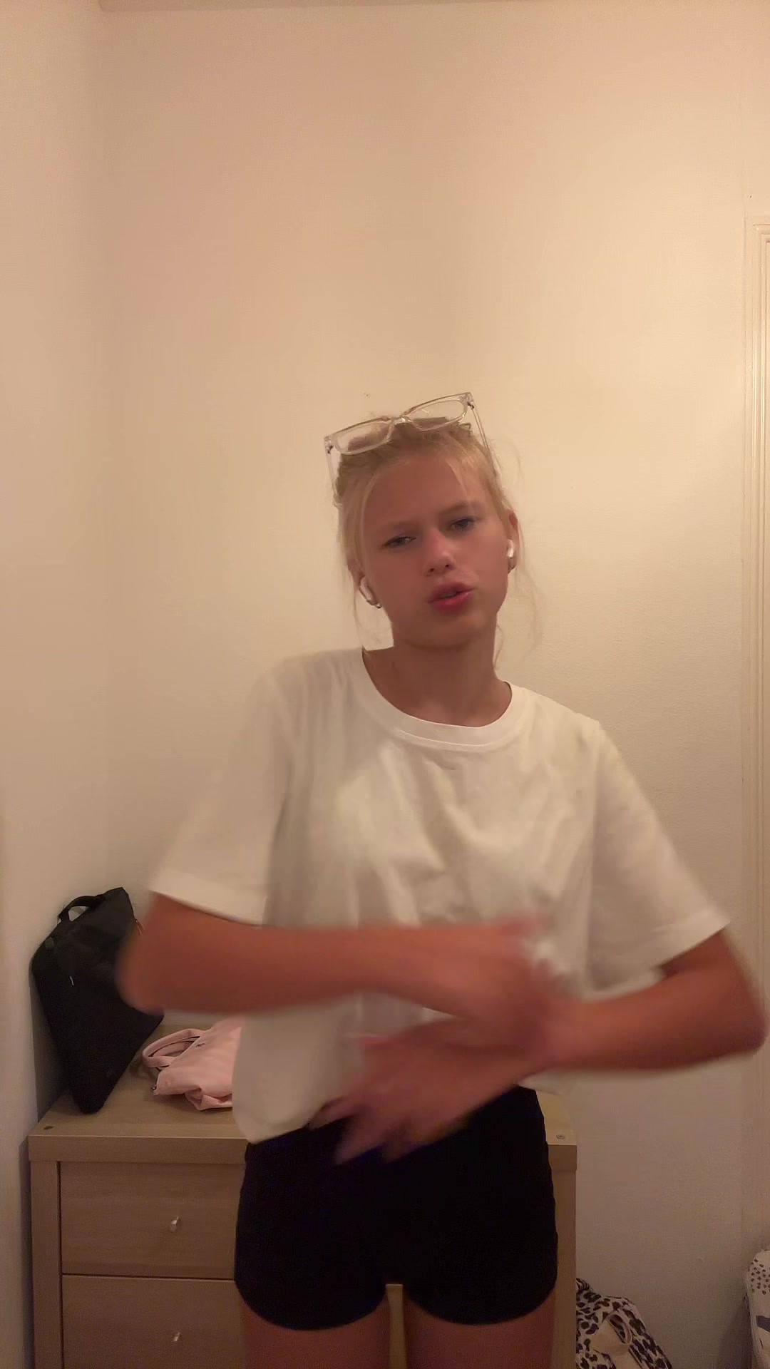 @𐙚