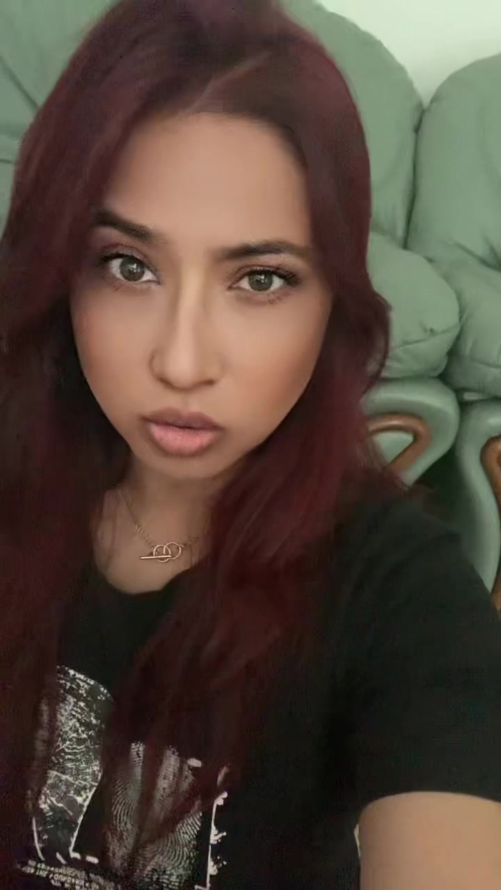 @Minju 🇳🇵❤️🇬🇧