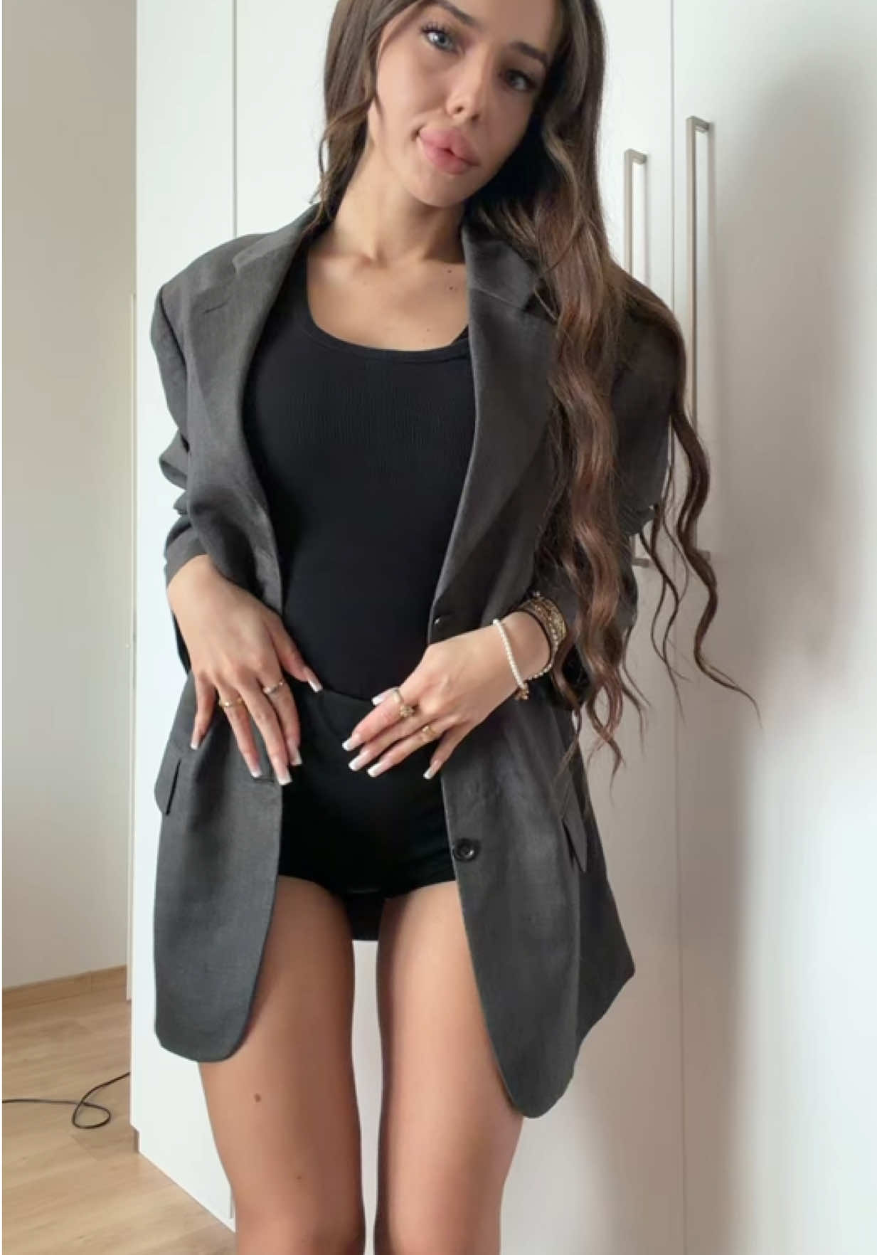 @missberenica