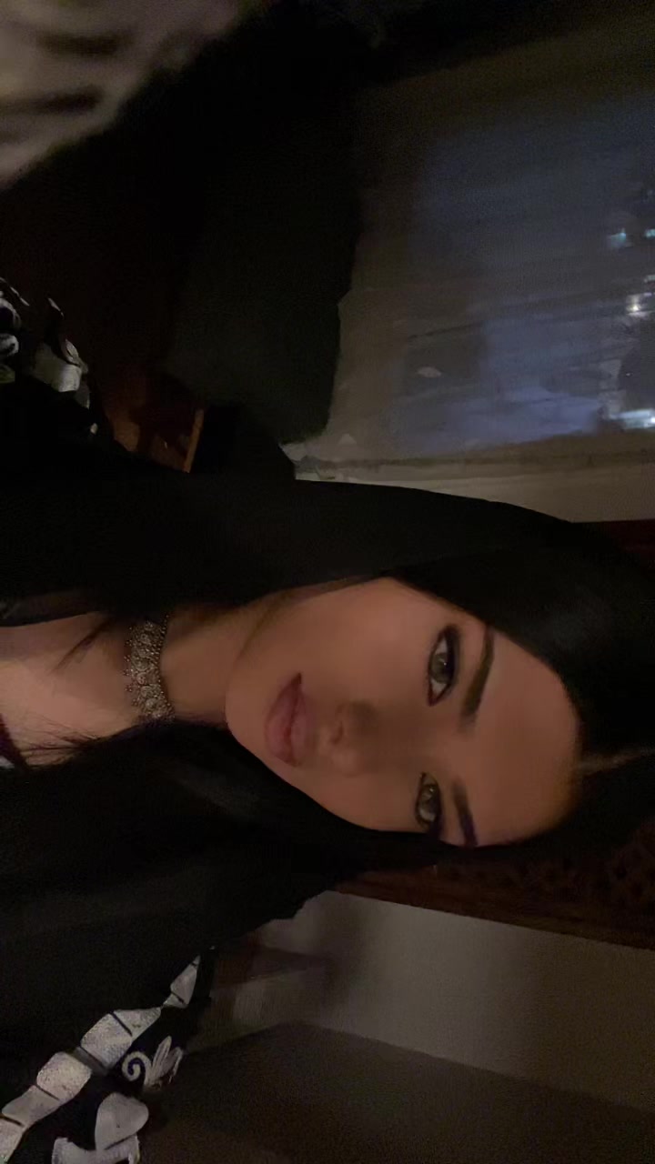 @Lámya