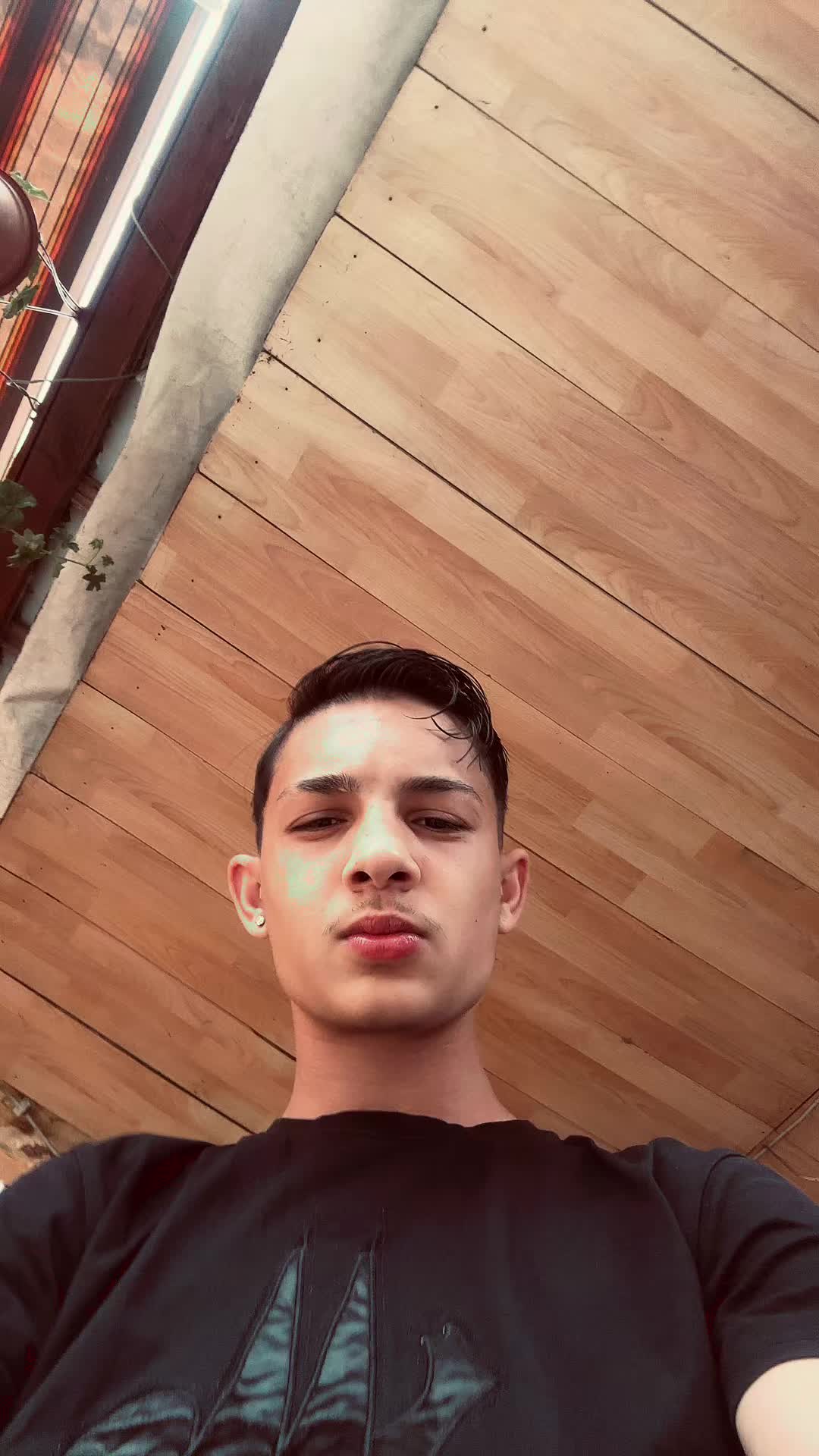 @DANI🖤🩶🤍