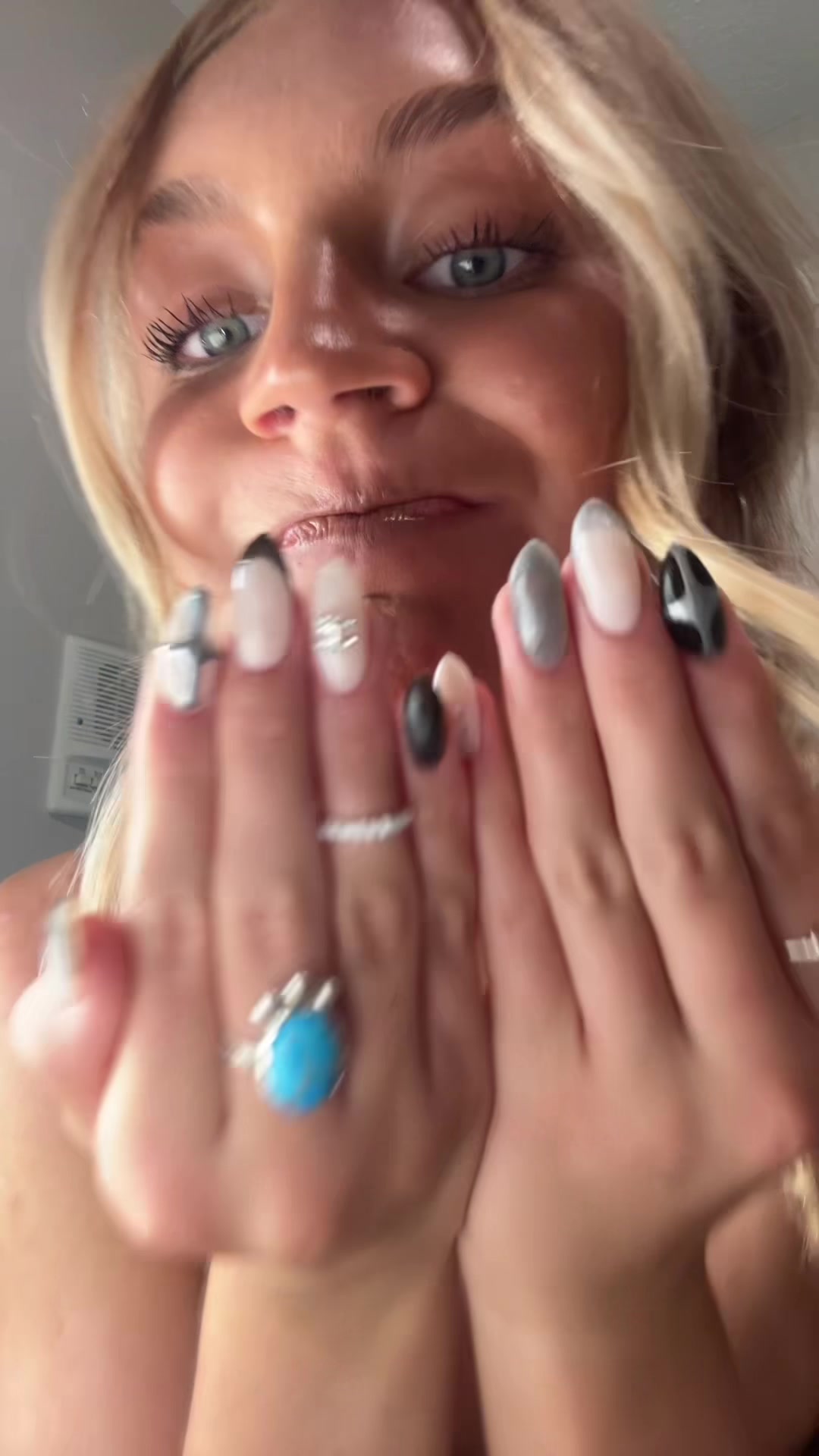 @noralucillee