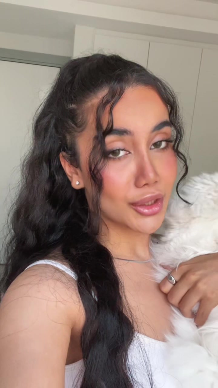 @Elisa Mazarei