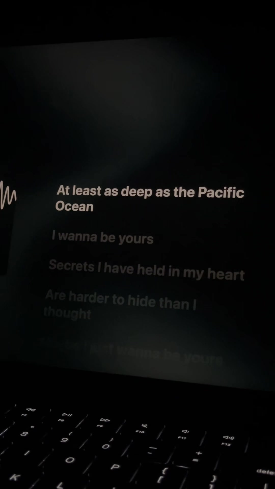 @🎧