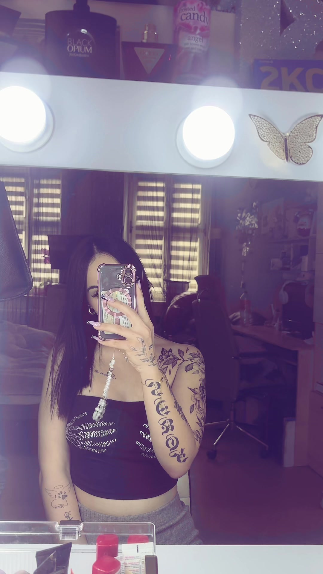 @zaklina49