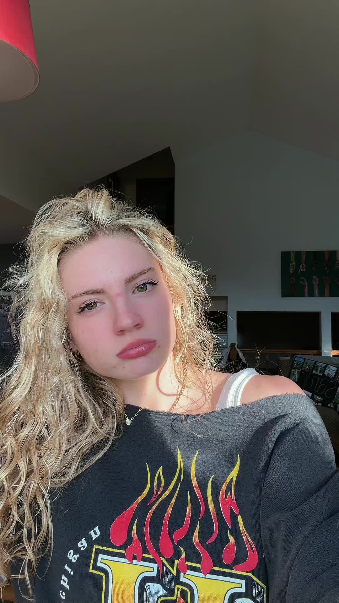 @lucy.in.the.skai