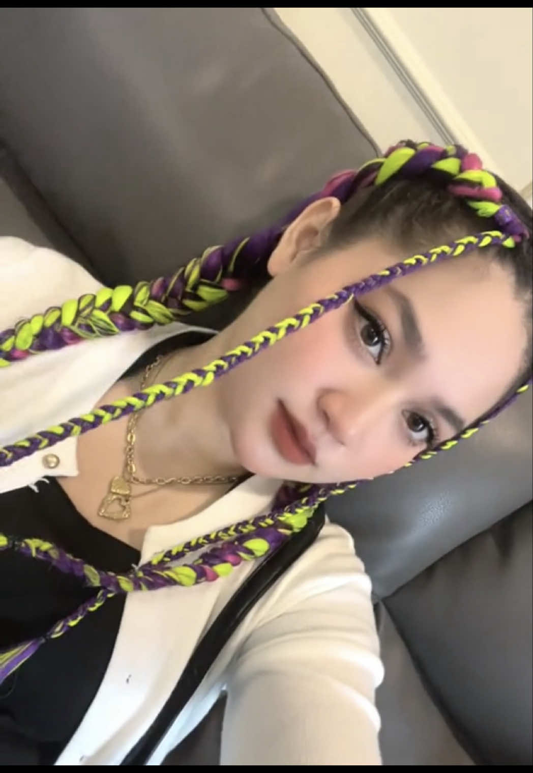 @Anje Yang Manis ๐ฆข๐ค..
