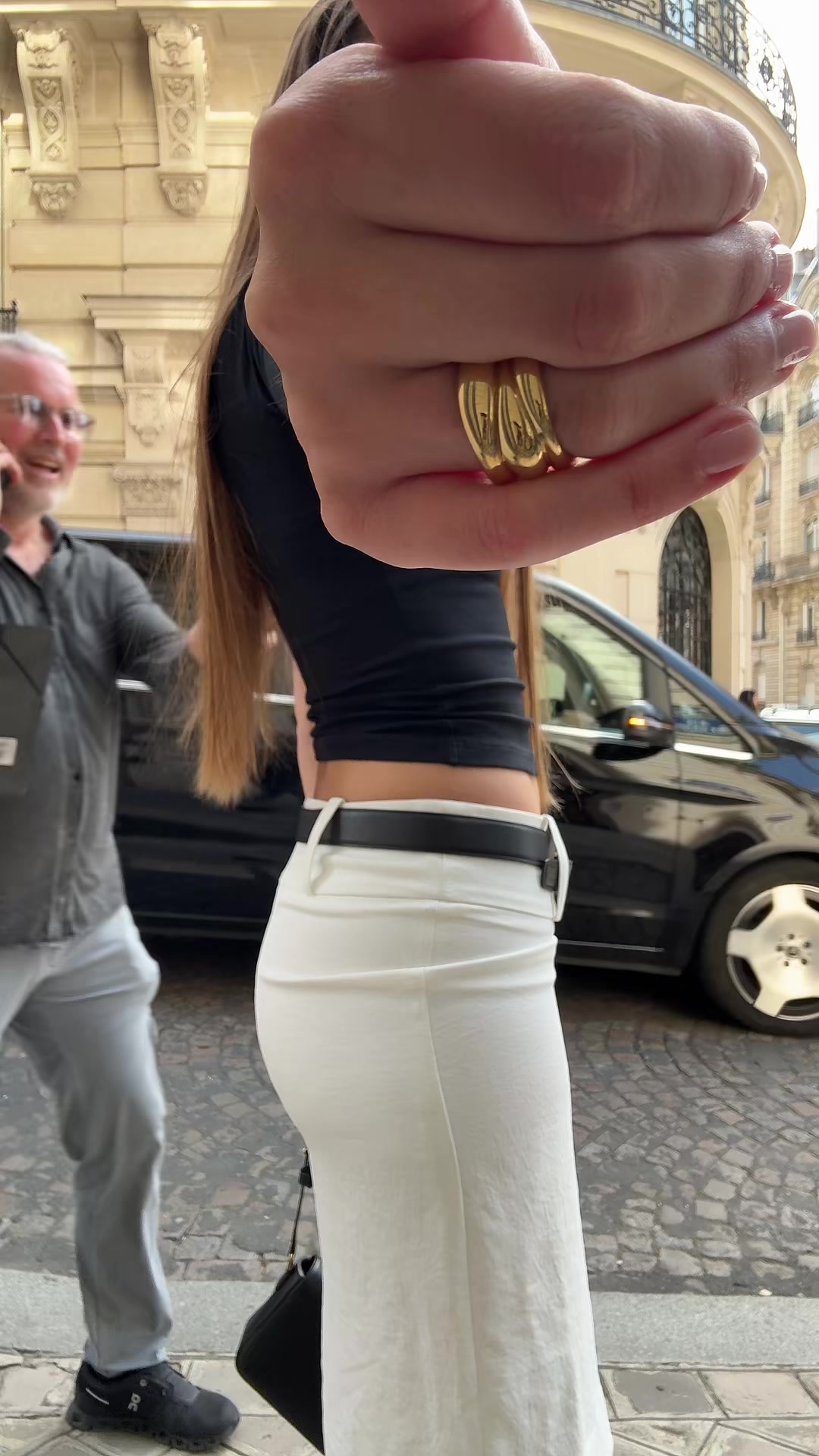 @ana.kurts
