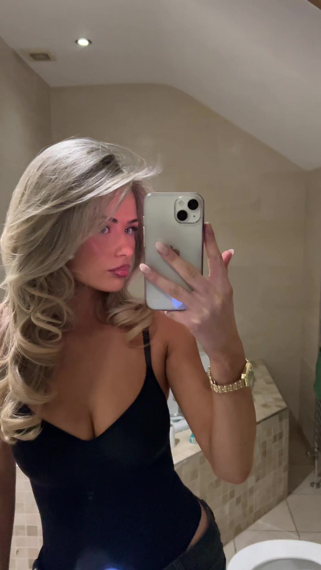 @avaflynn15