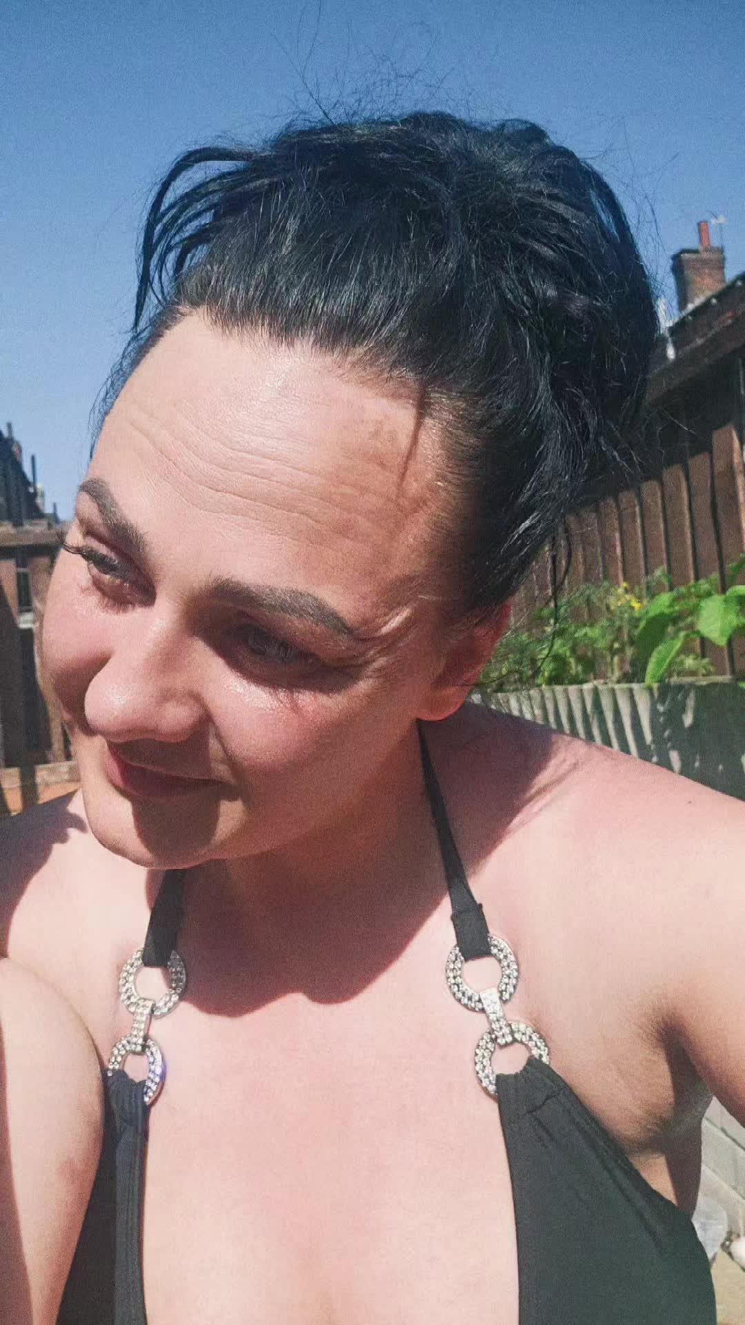 @Bosė😅