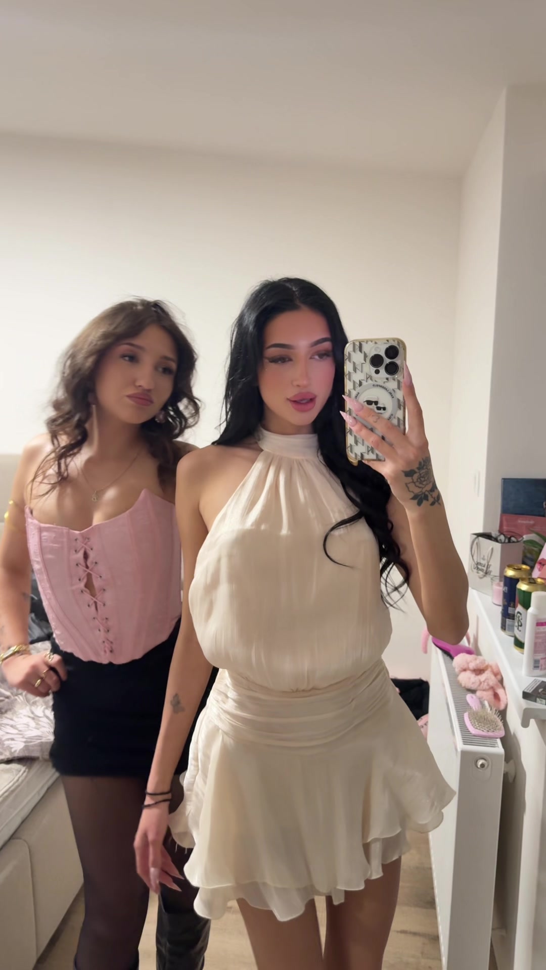 @samalikovaaa