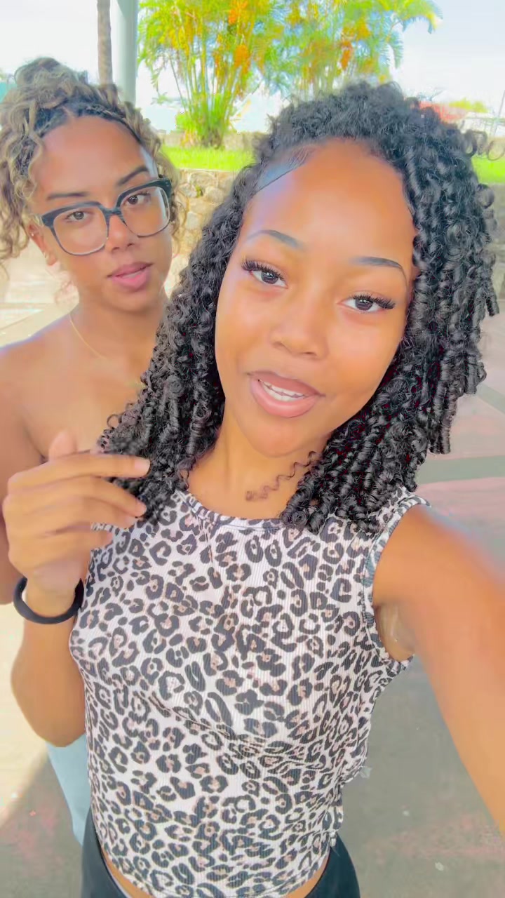 @riri_gwen_