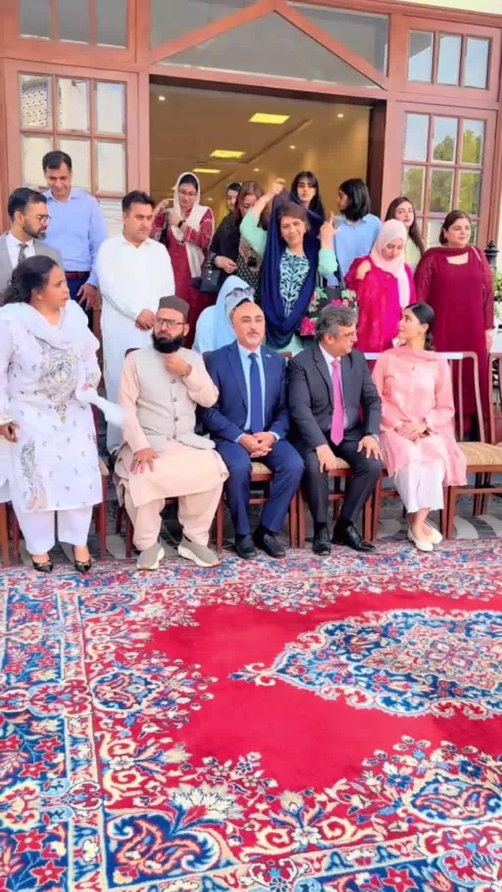 @Shehrbano Queen👑🤓