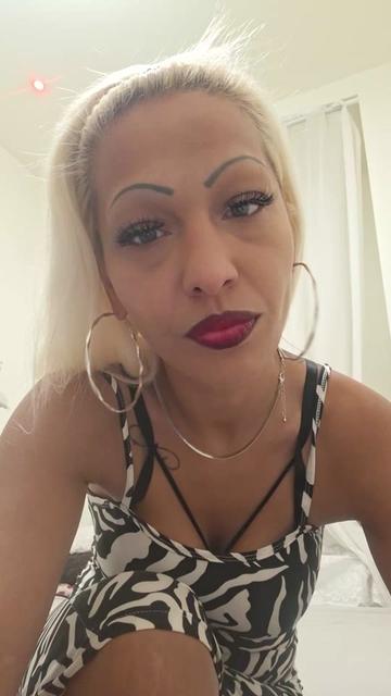 @Romanii Shej Nikoletta