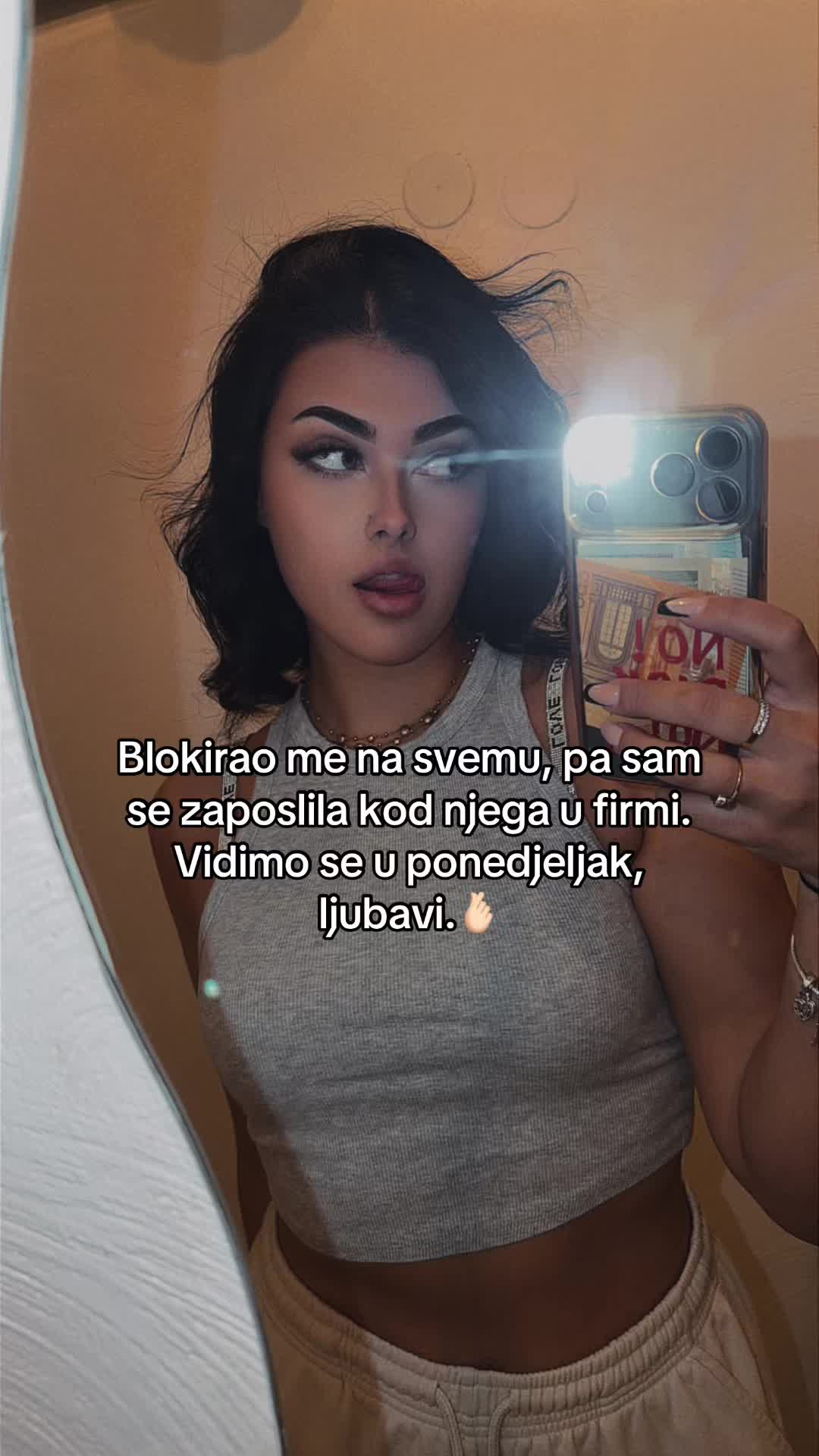 @Bella