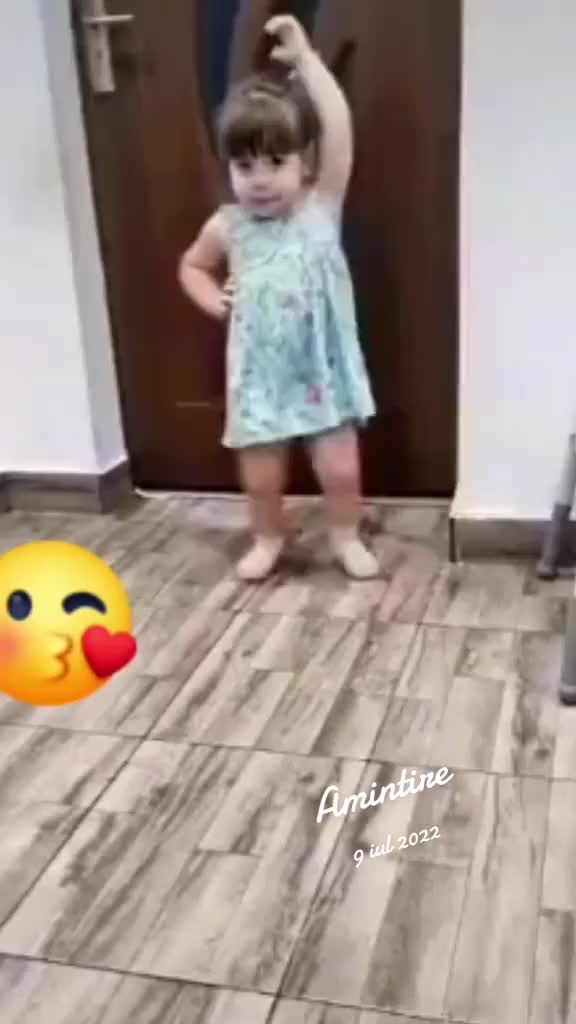 @Elena Glavan920