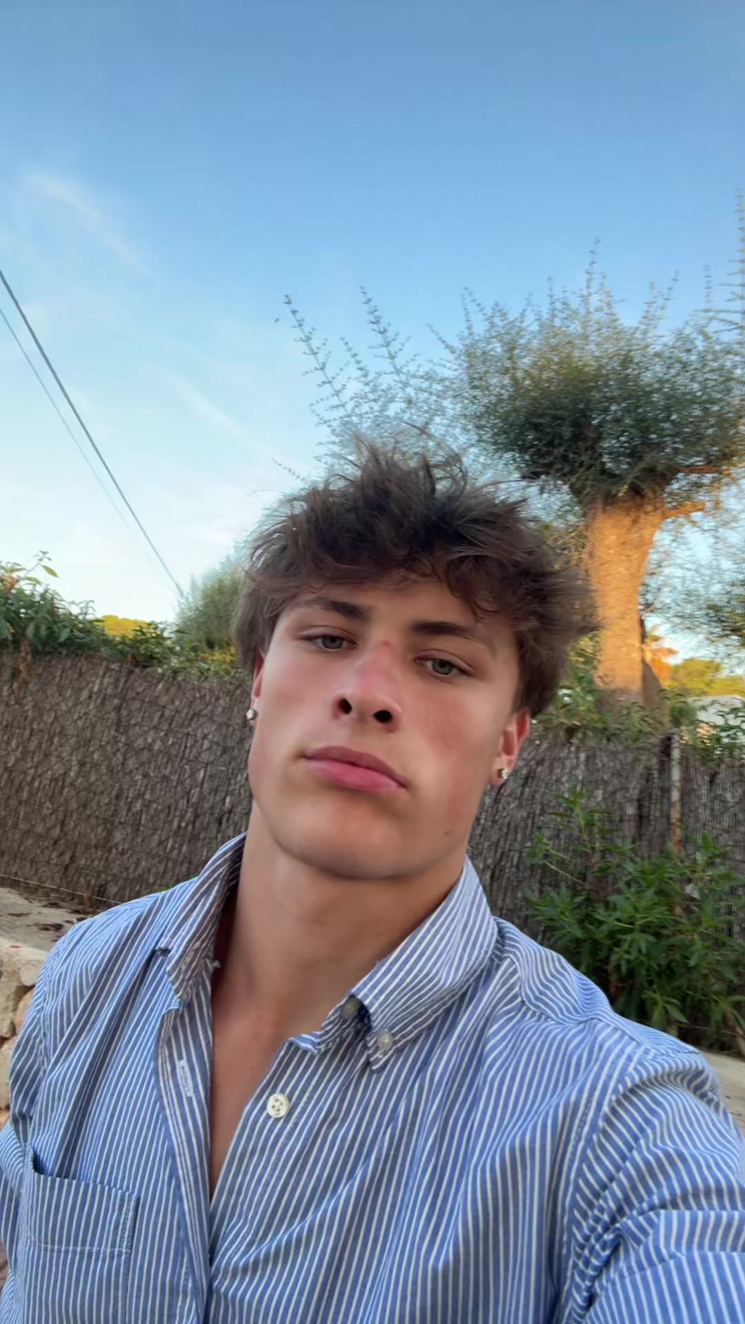 @j