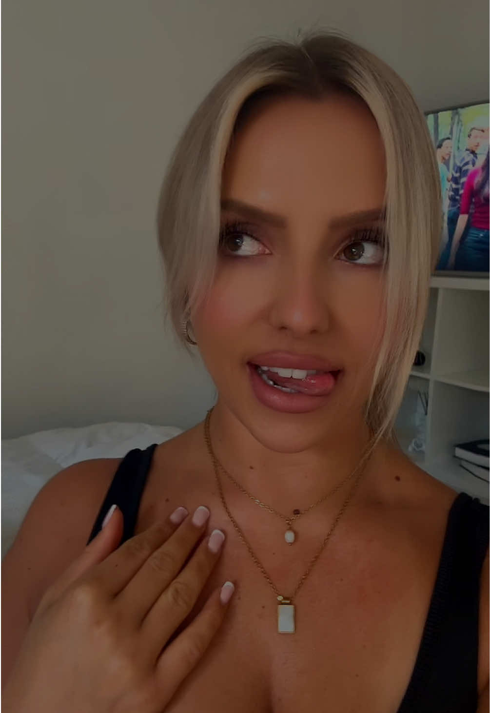 @jacquelineschx