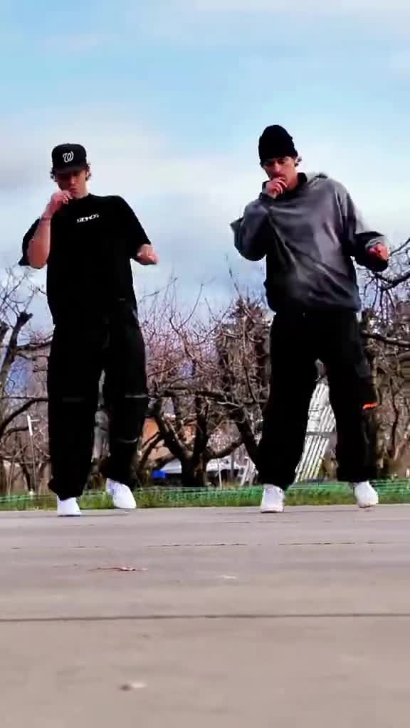 @Uk Dance Vibes