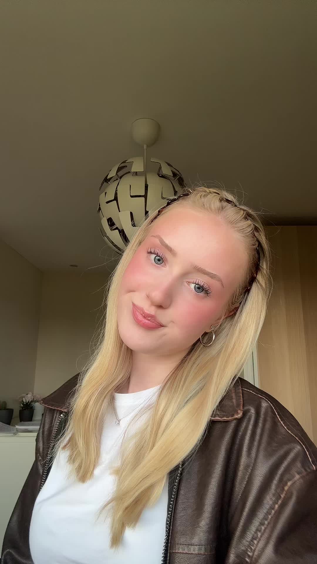 @charlotte.hrfst