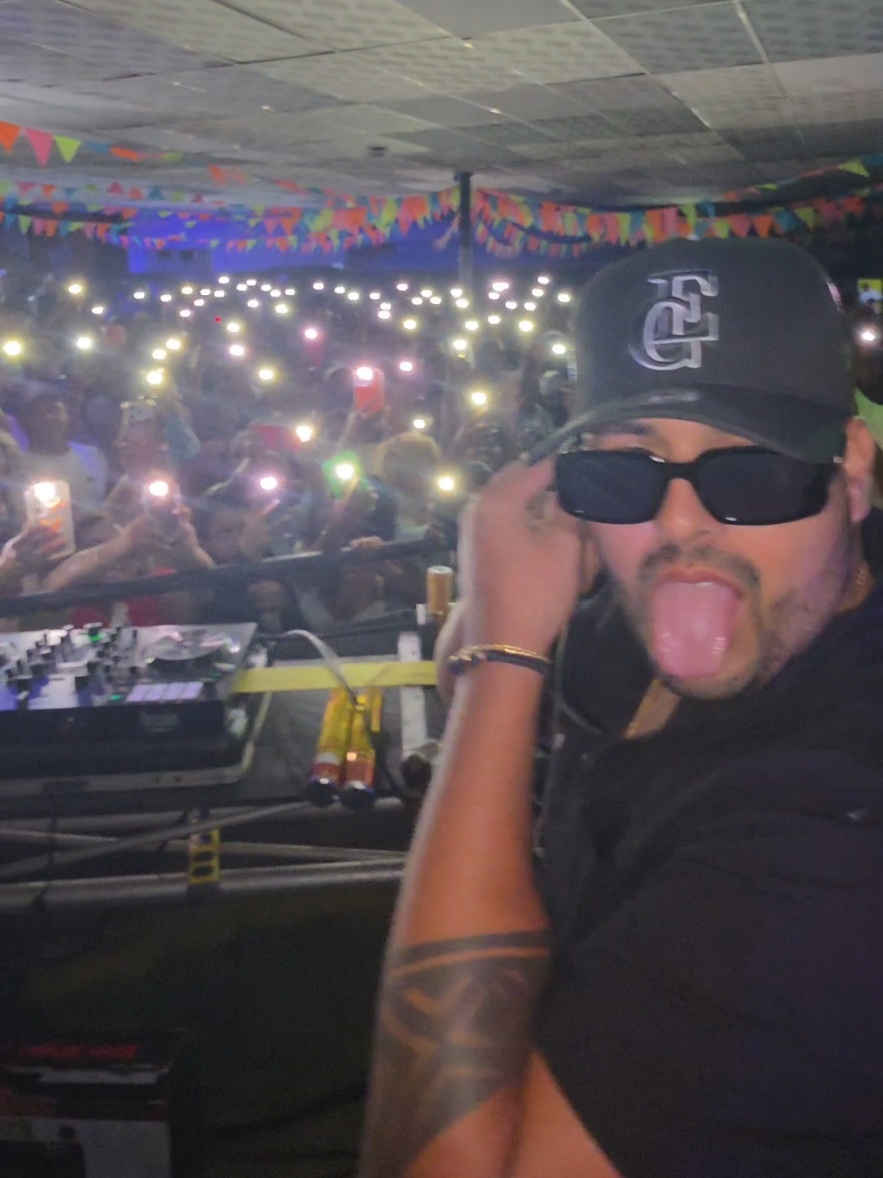 @DJANDERSON BRICE&Ntilde;O
