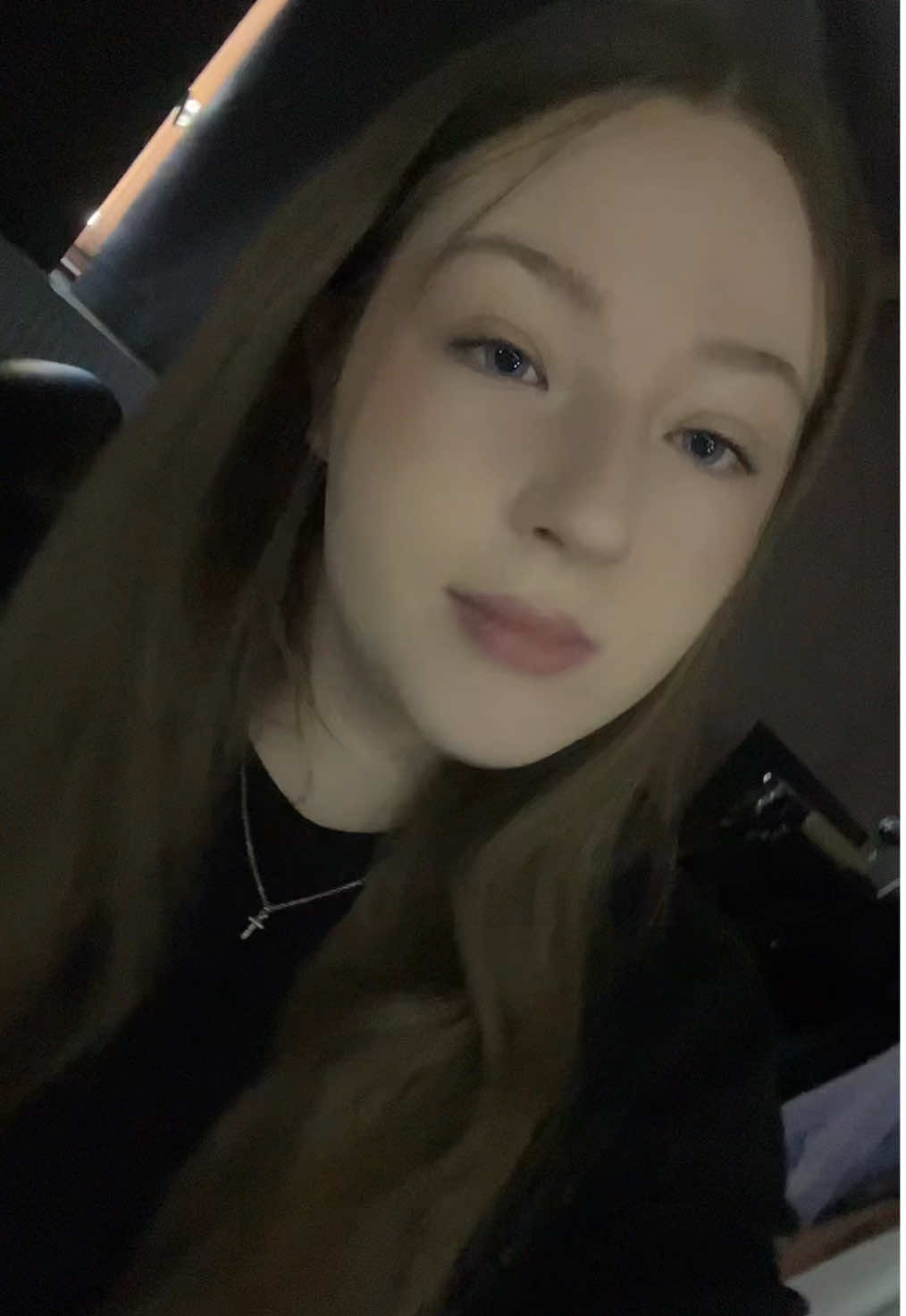 @𝐂𝐥𝐚𝐫𝐚 ✞