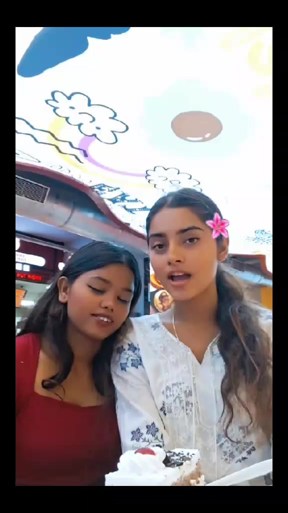@-लक्ष्मी-🧿