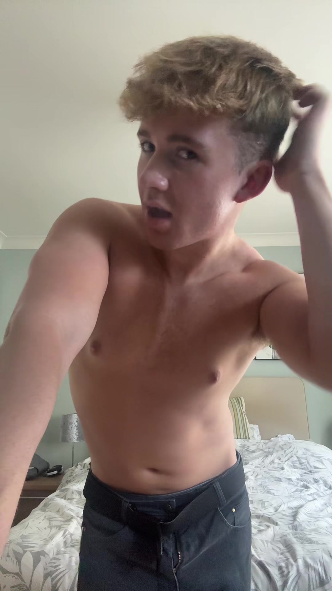 @itzisaacjames