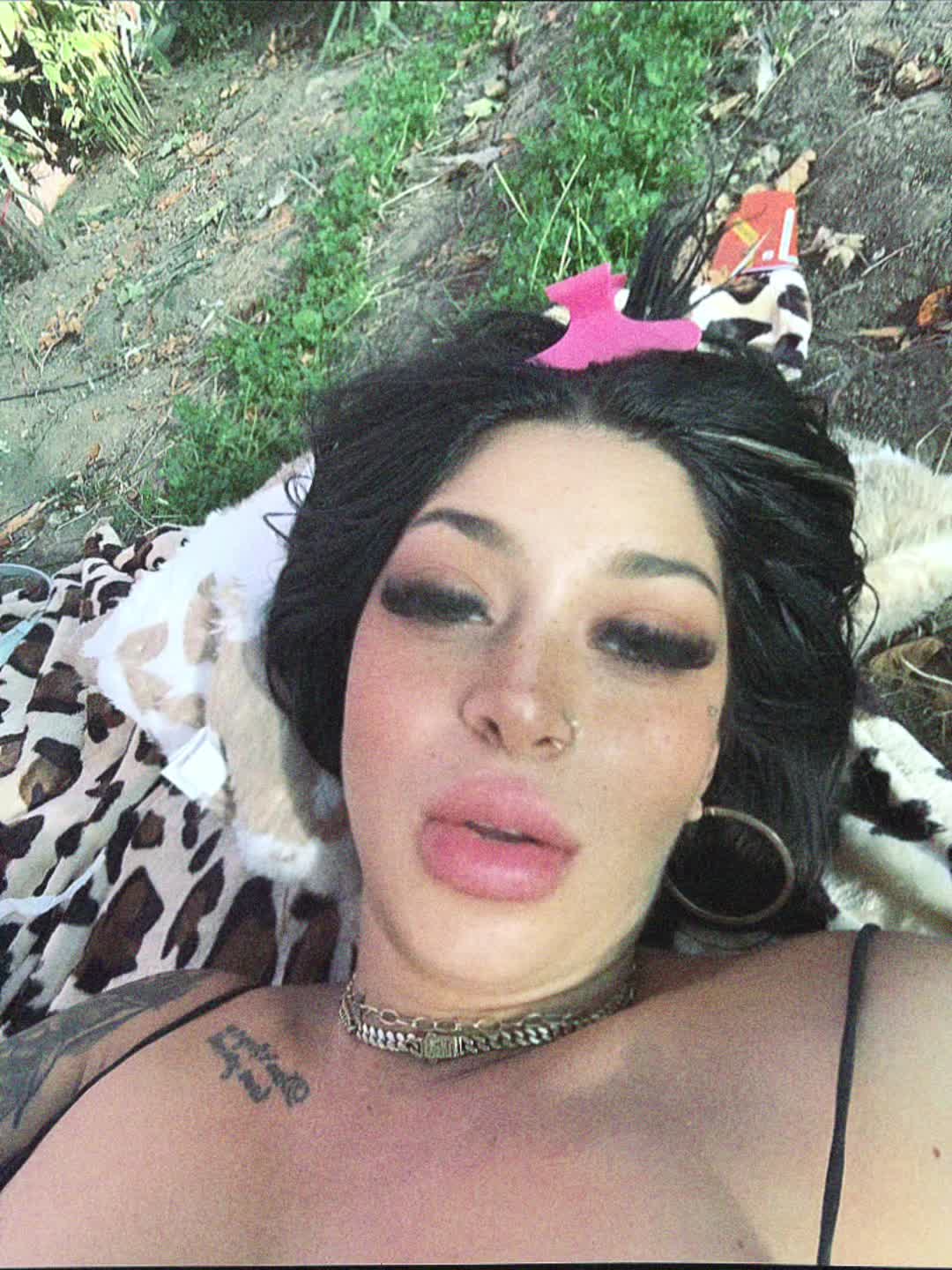 @veronicazuzuuu