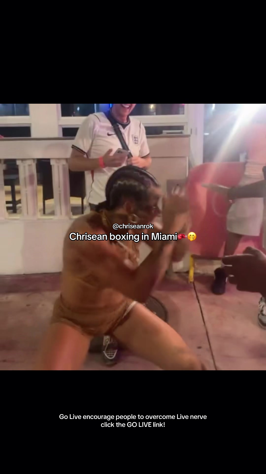 @chrisean