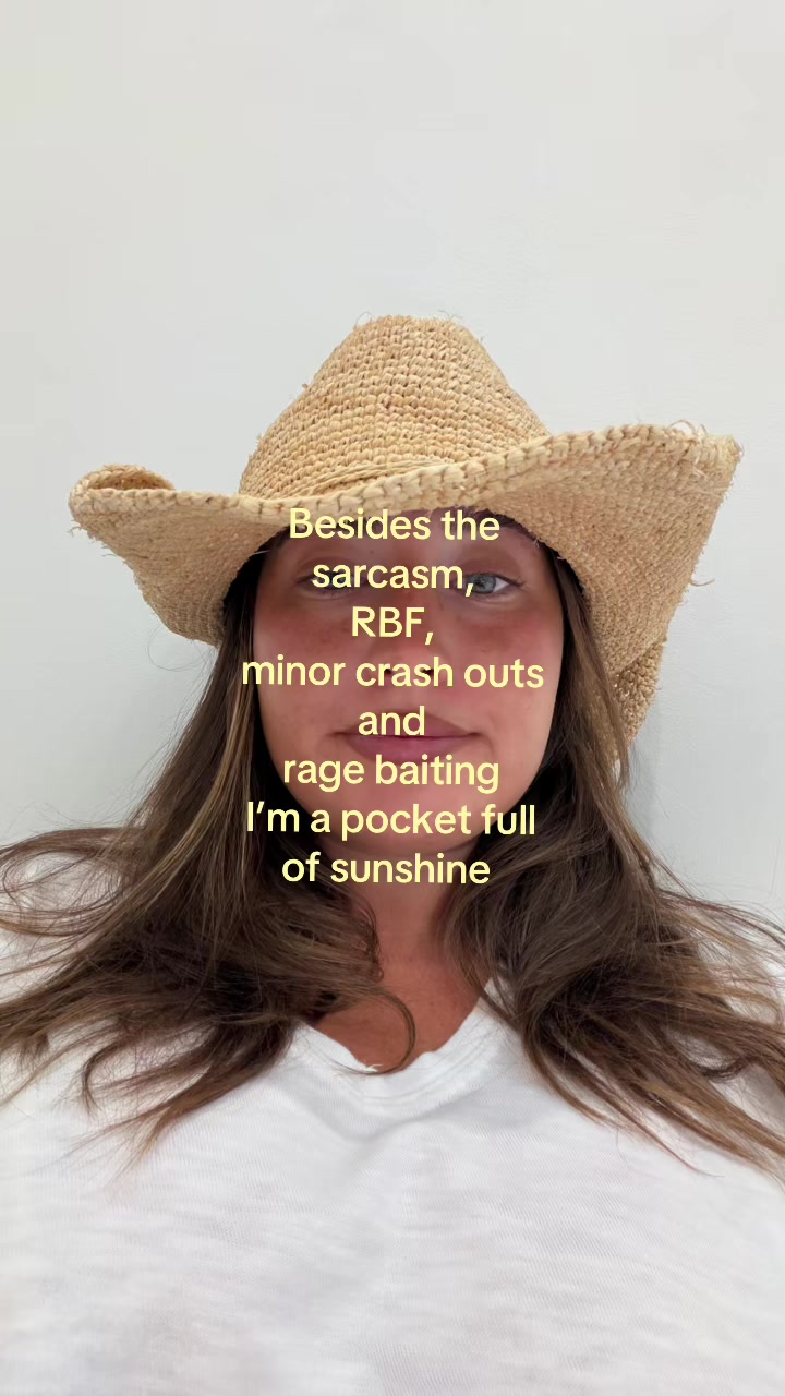 @charlizewalker