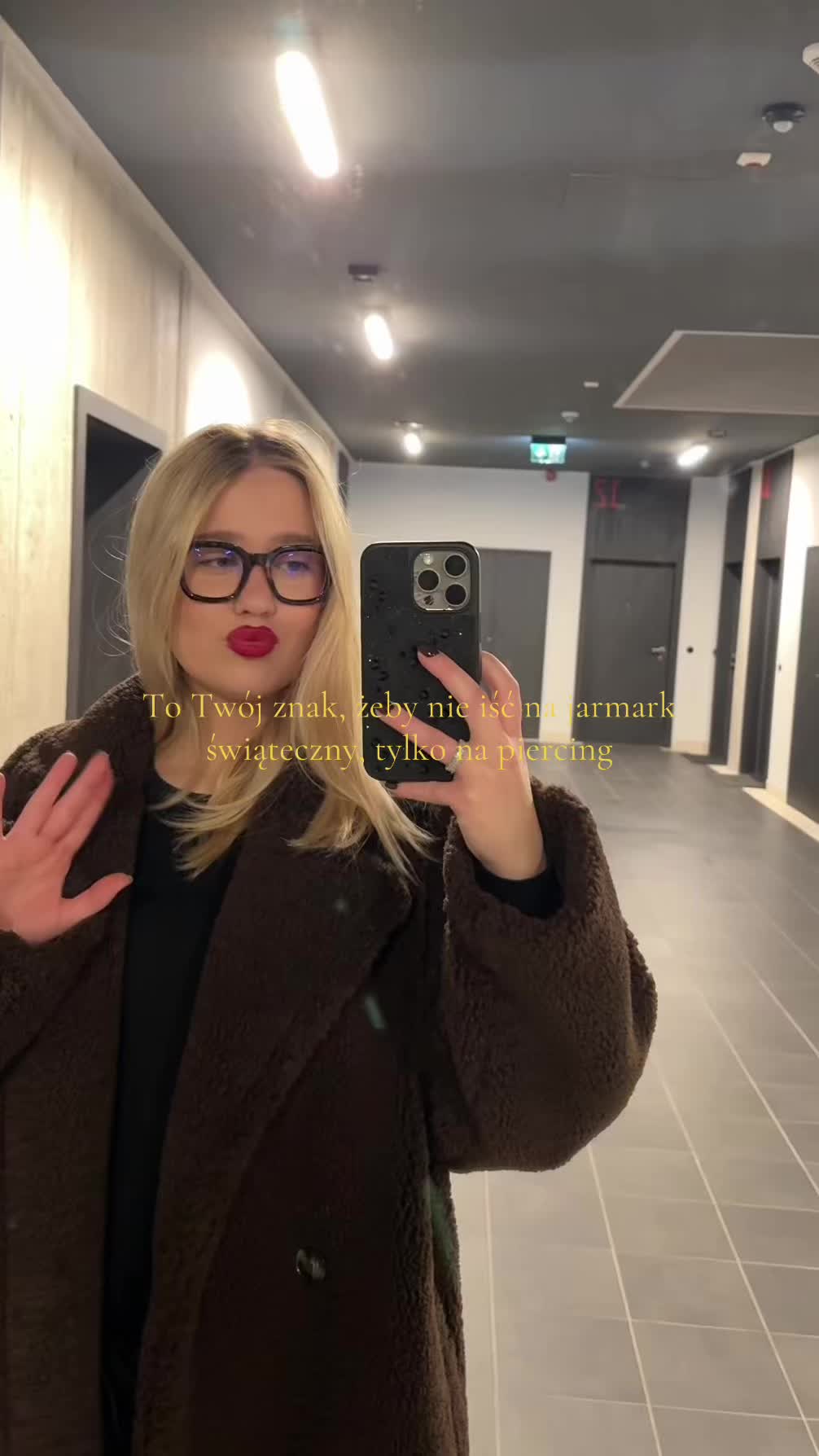 @HollyMolly