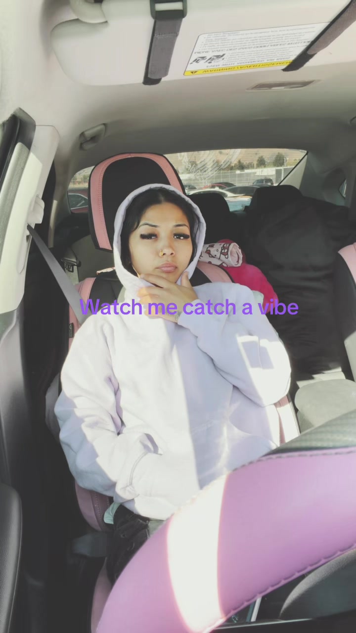 @_realprettyangie