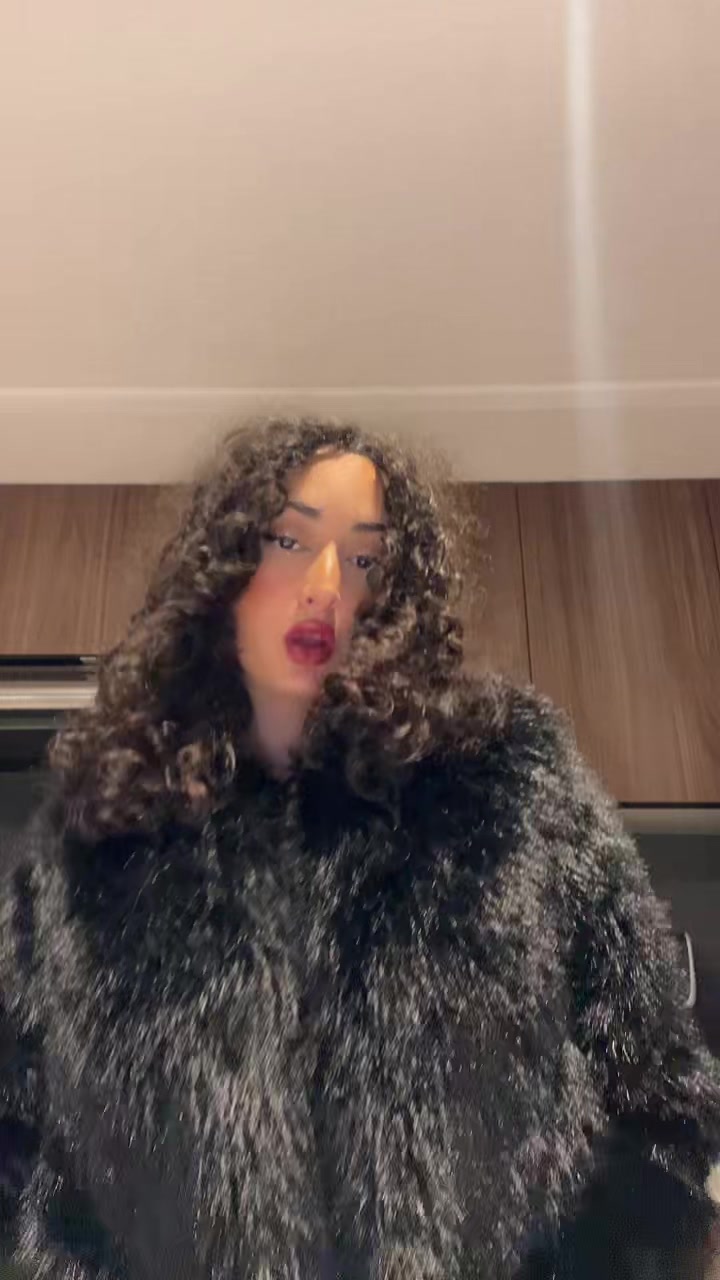 @💫