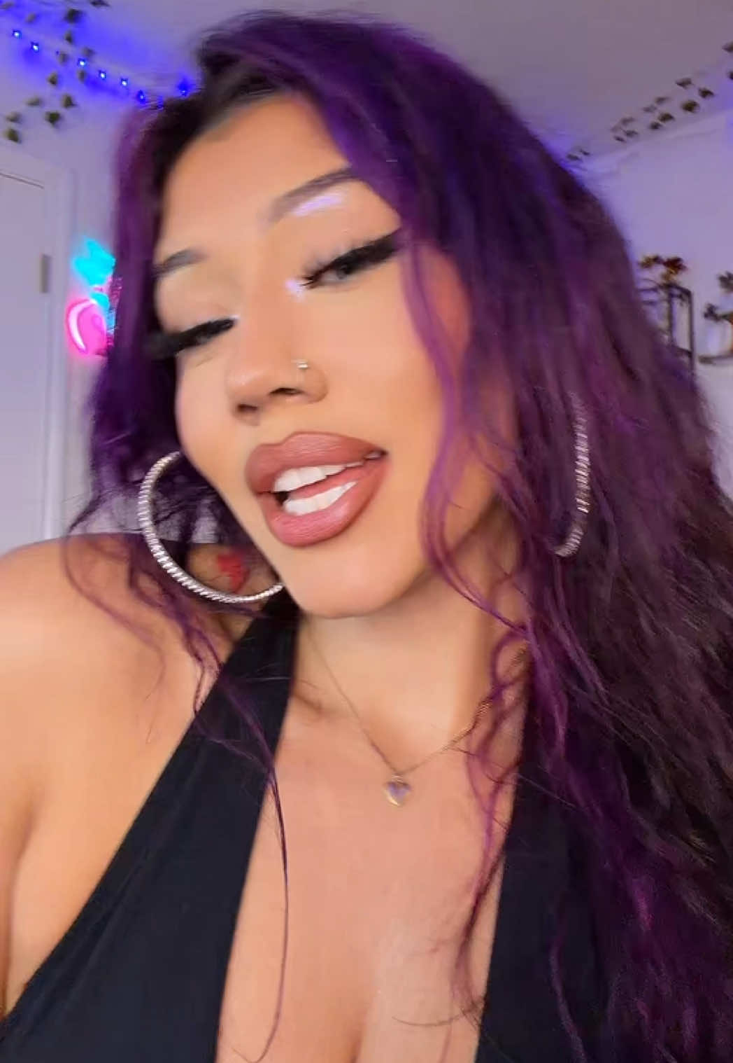 @Yvette&euro;&euro; 🪶