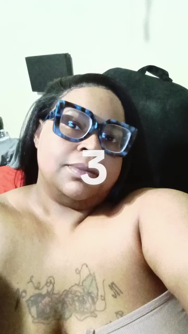 @JustJ'anna