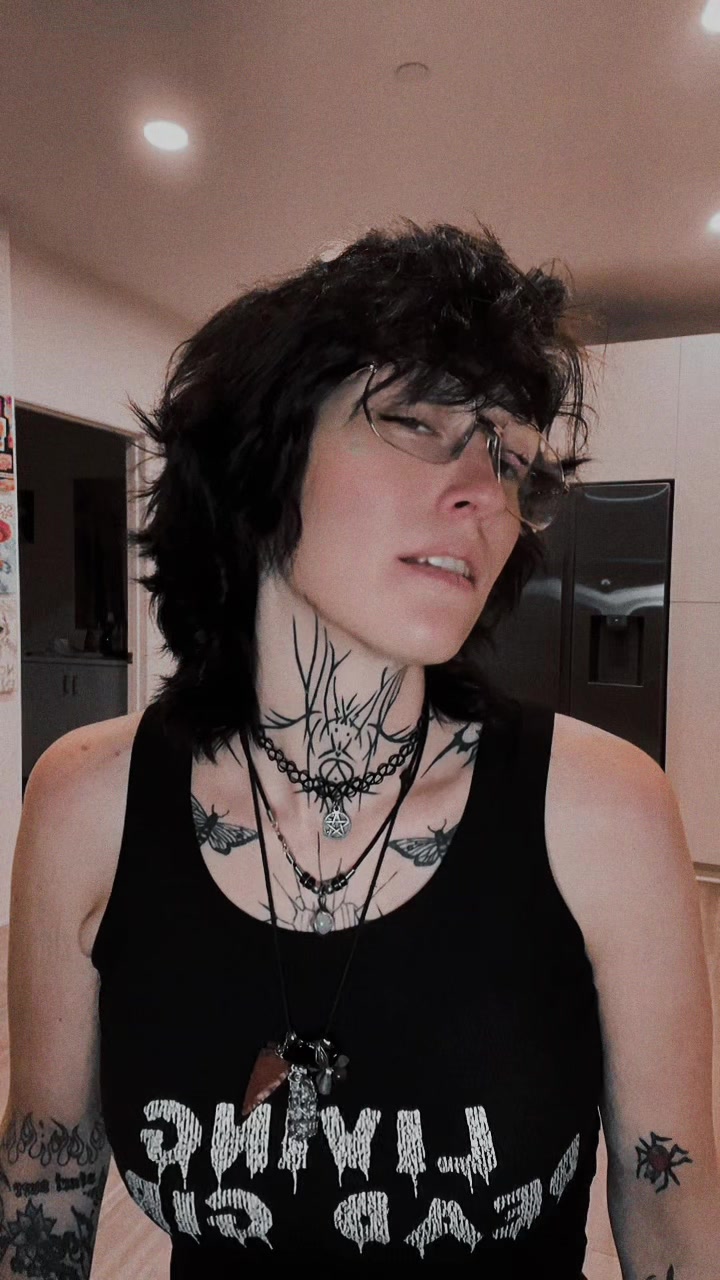 @GoThGoObeR