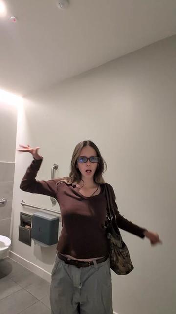 @Ash
