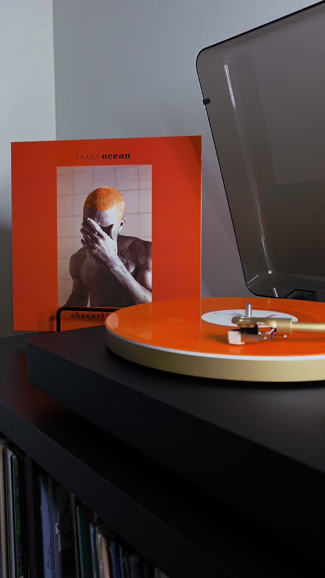 @BANKS ● VINYL