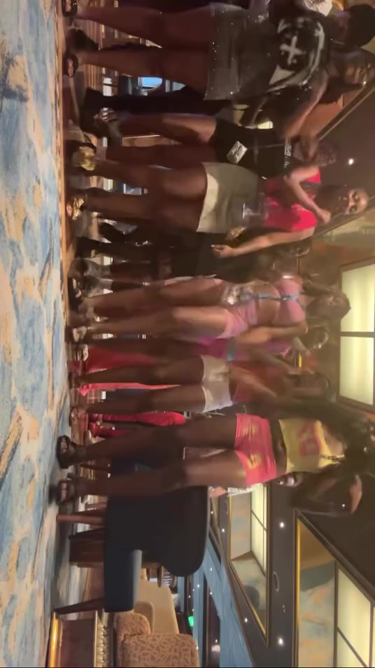 @sydnixoxuu