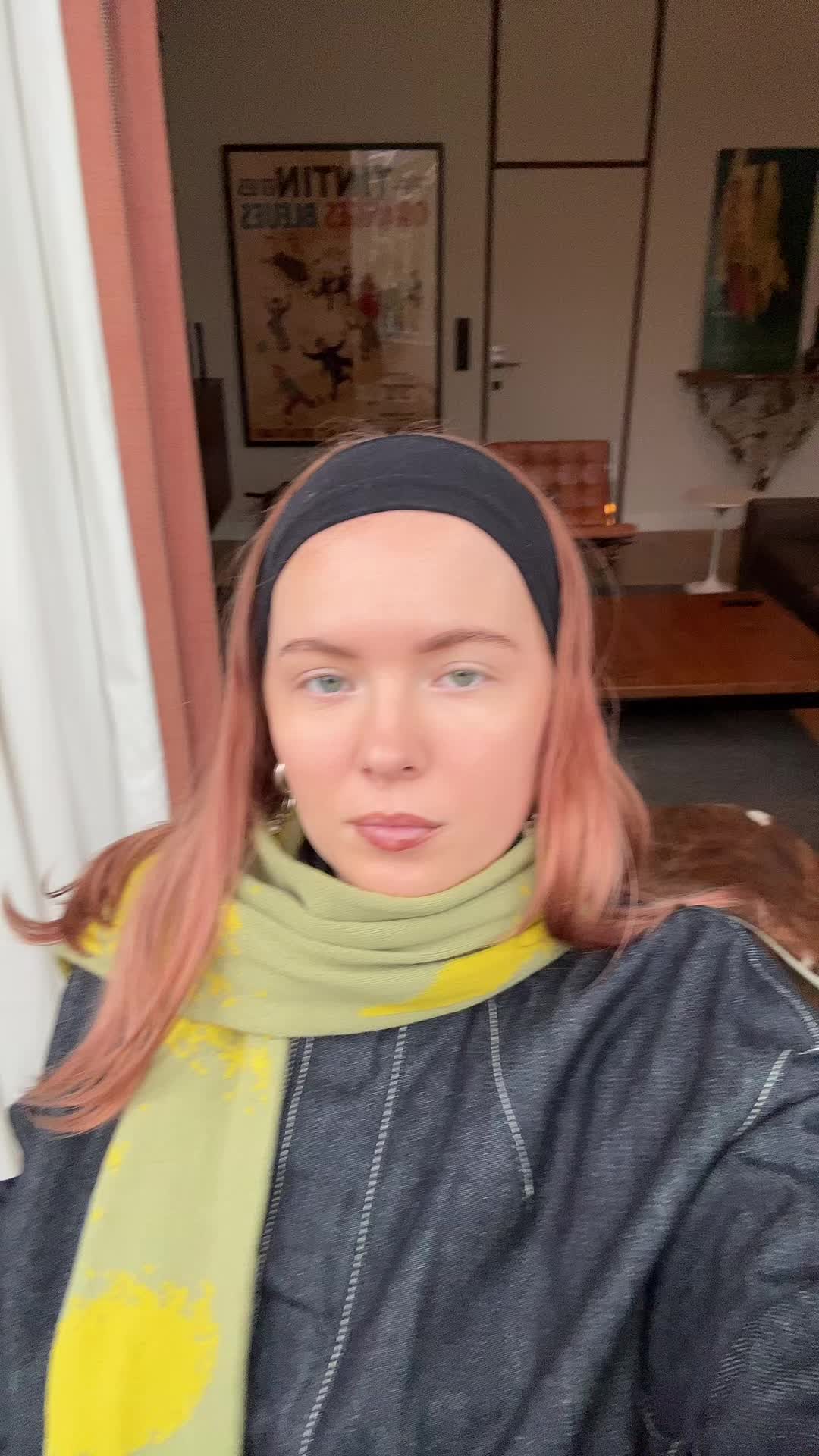 @Ella