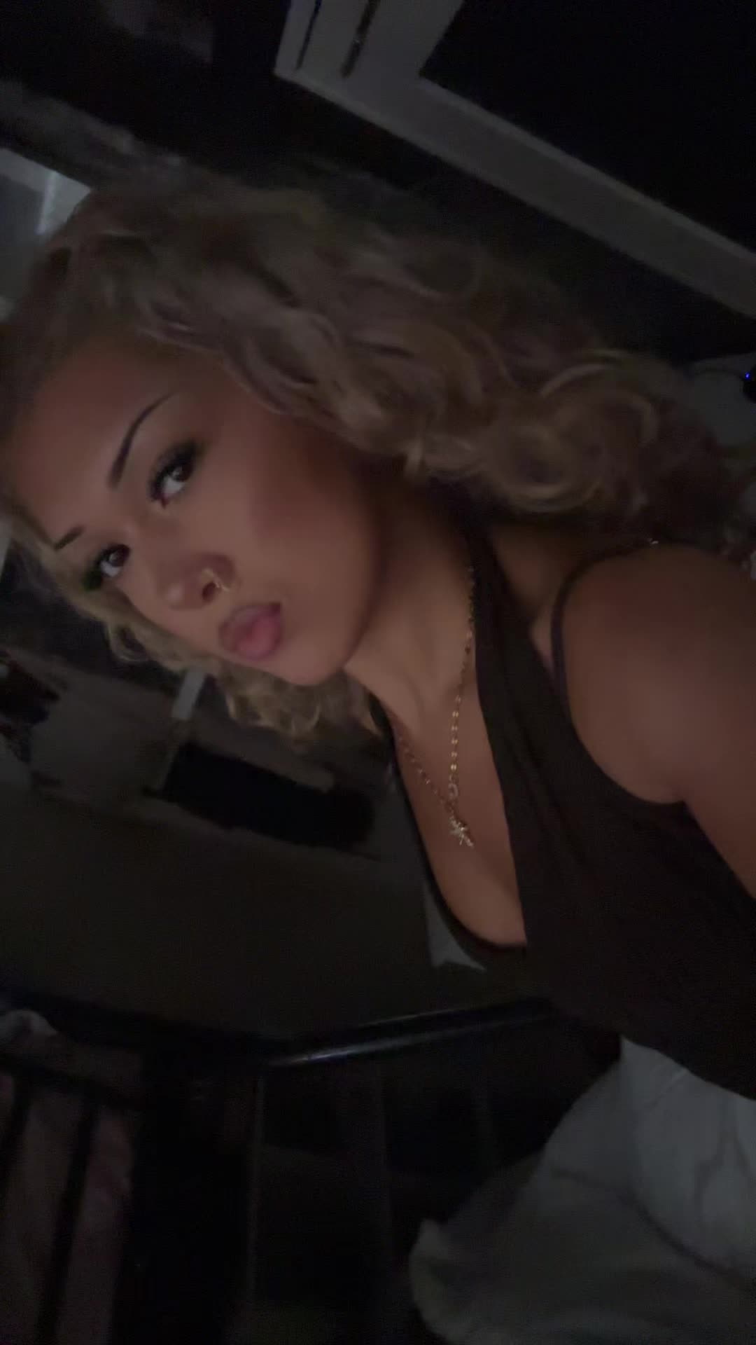 @𝓁ℯ𝒶𝒽ꨄ
