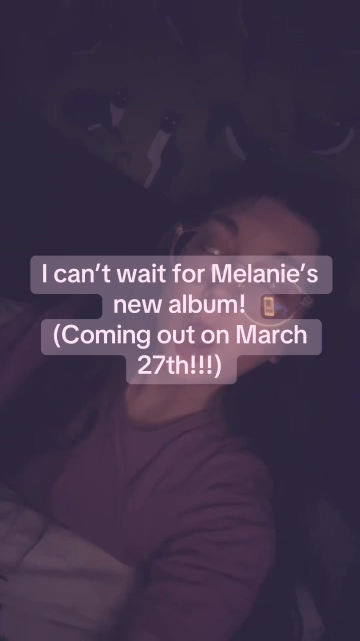 @Melanie<3