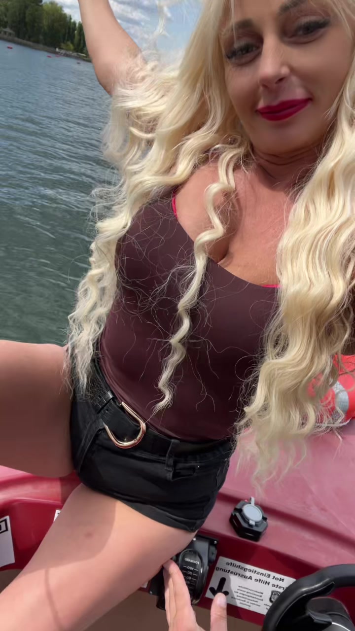 @Simona🇱🇻🇦🇹🇳🇴