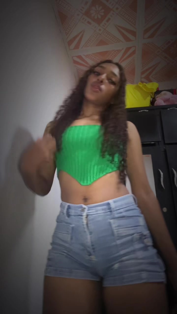 @🦋