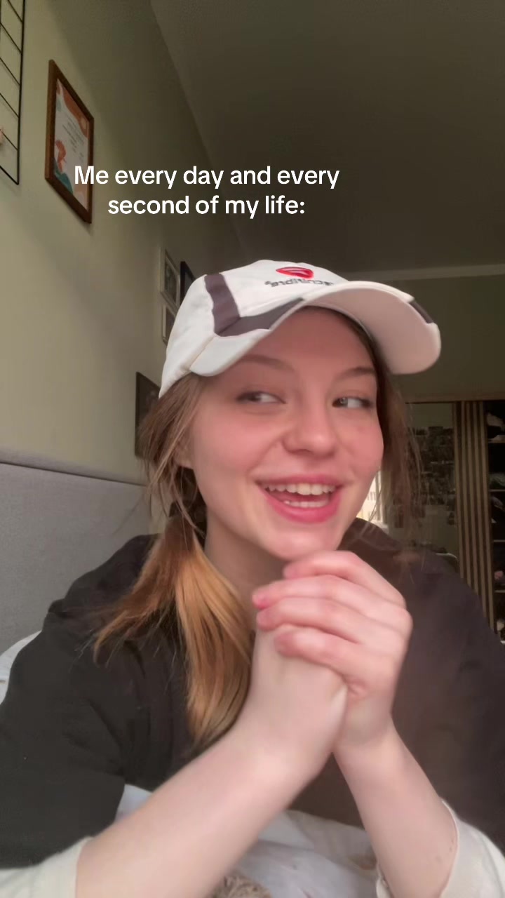 @Sophia