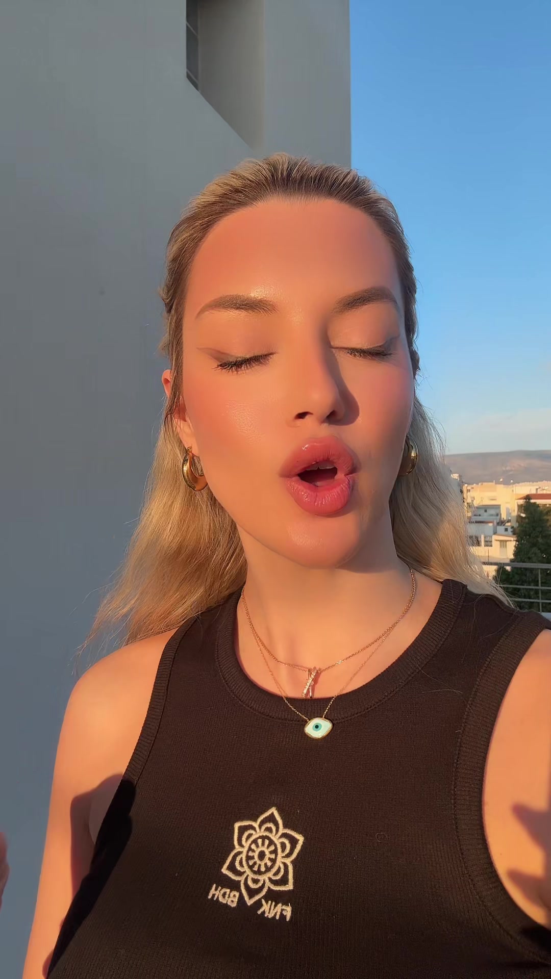 @𝑭𝒆𝒏𝒊𝒂_𝒅𝒊𝒎🍒