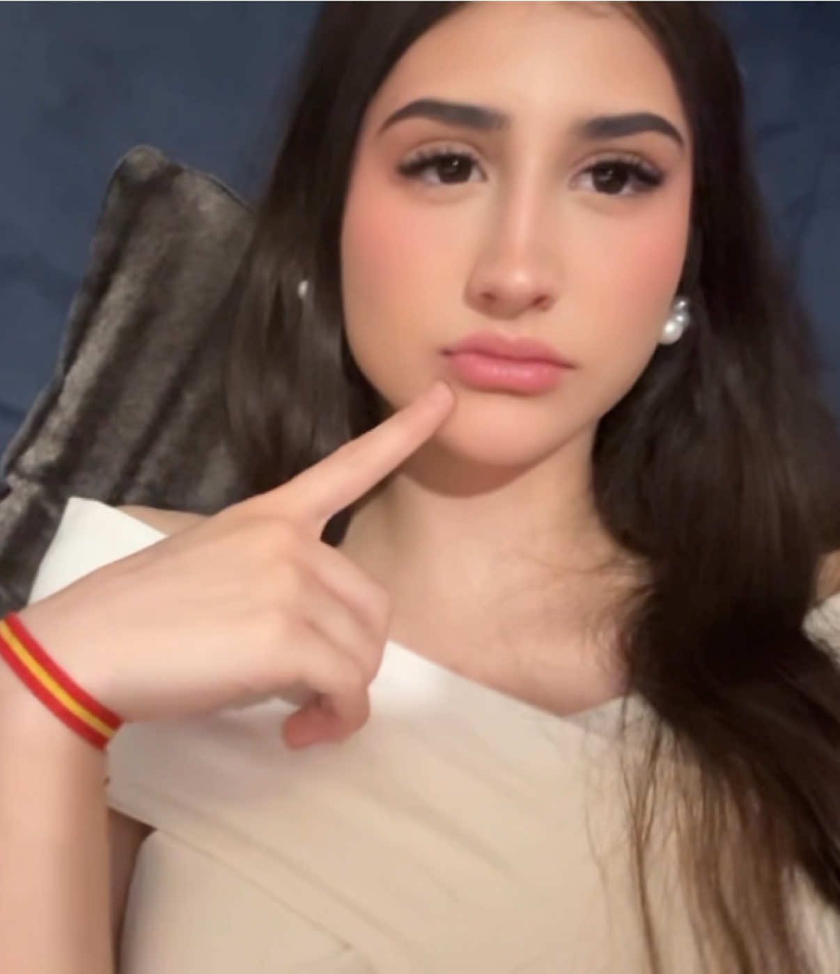 @Eleonor