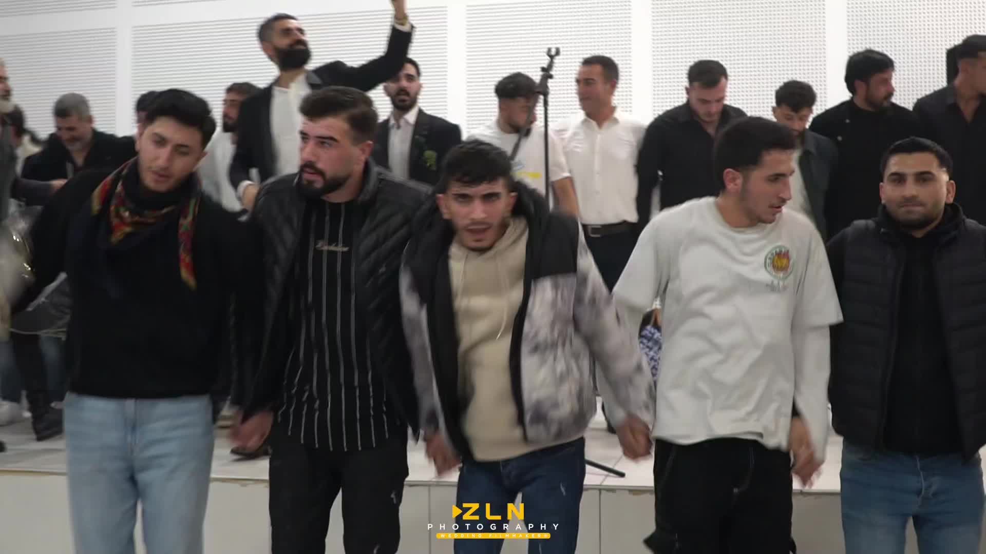 @AZAT G&Uuml;LER