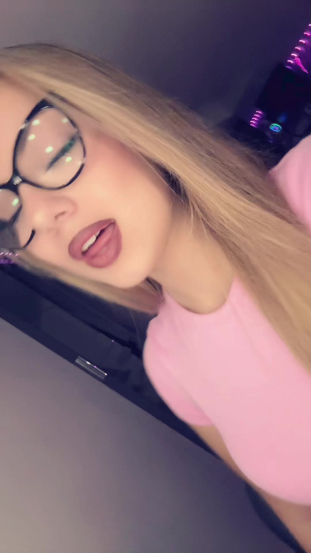 @Neli😻